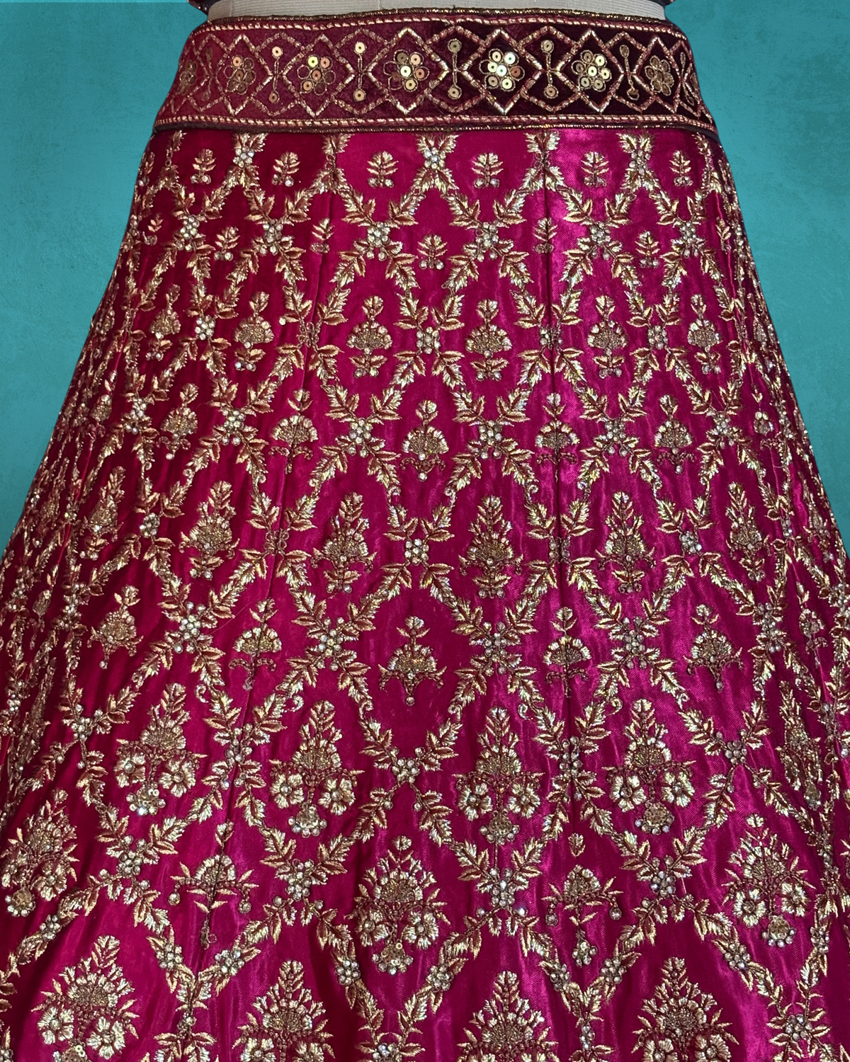 Heritage Floral Zari Embroidered Lehenga