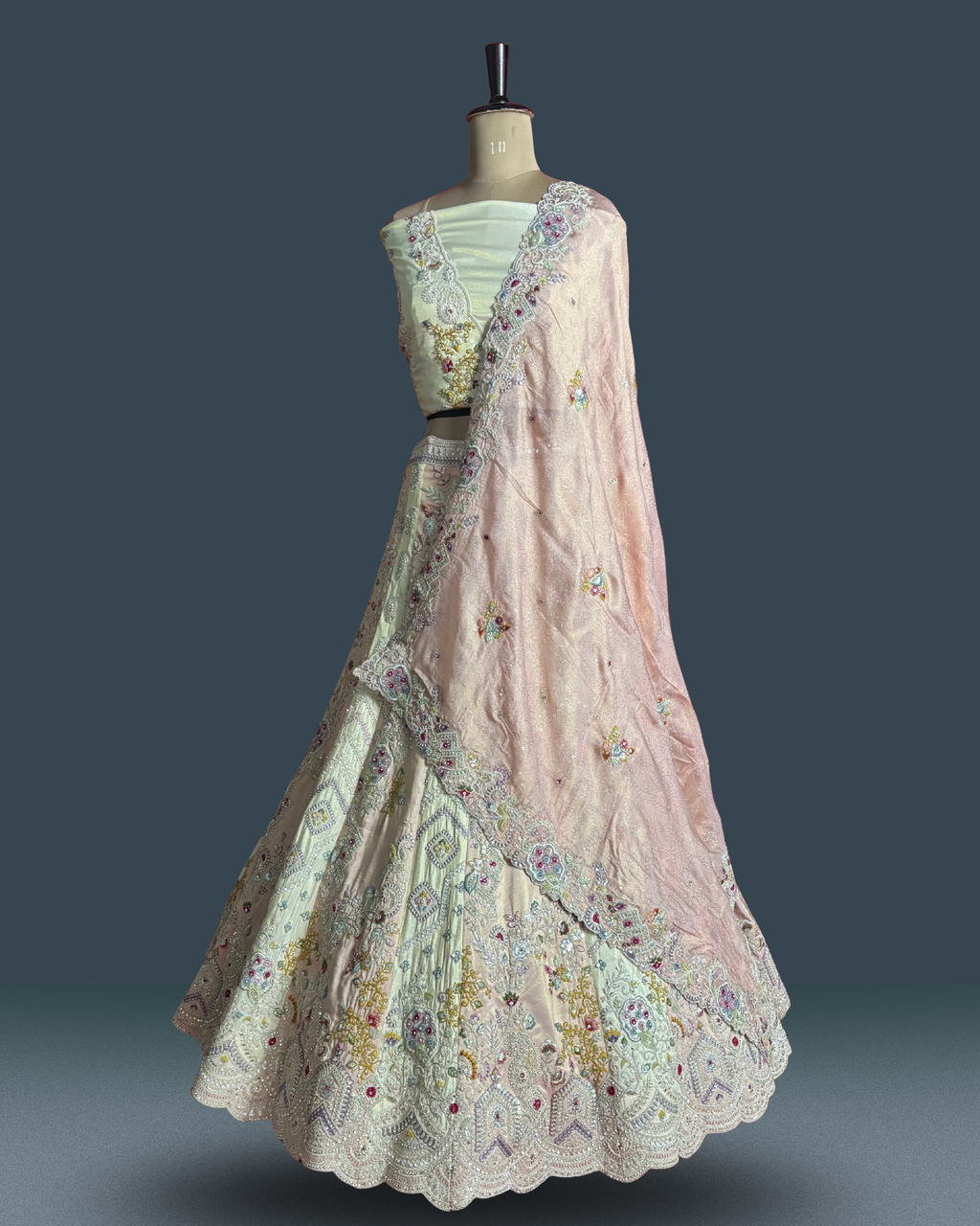 Dual Tone Floral Grace