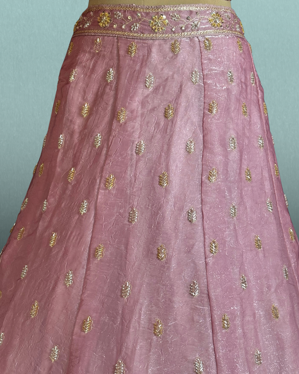 Jharokha Garden Lehenga