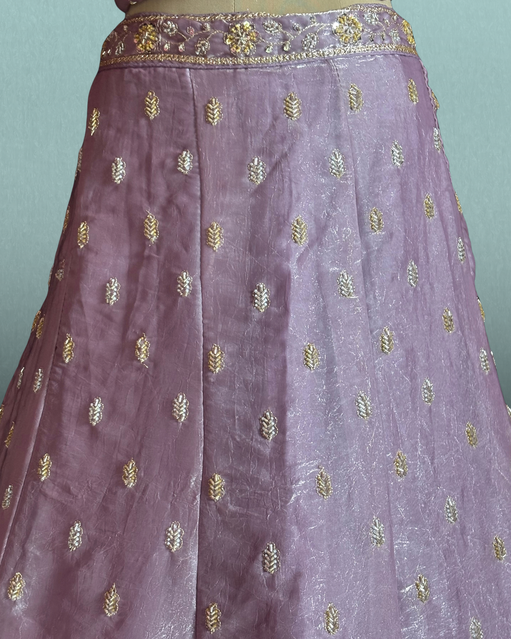 Jharokha Garden Lehenga