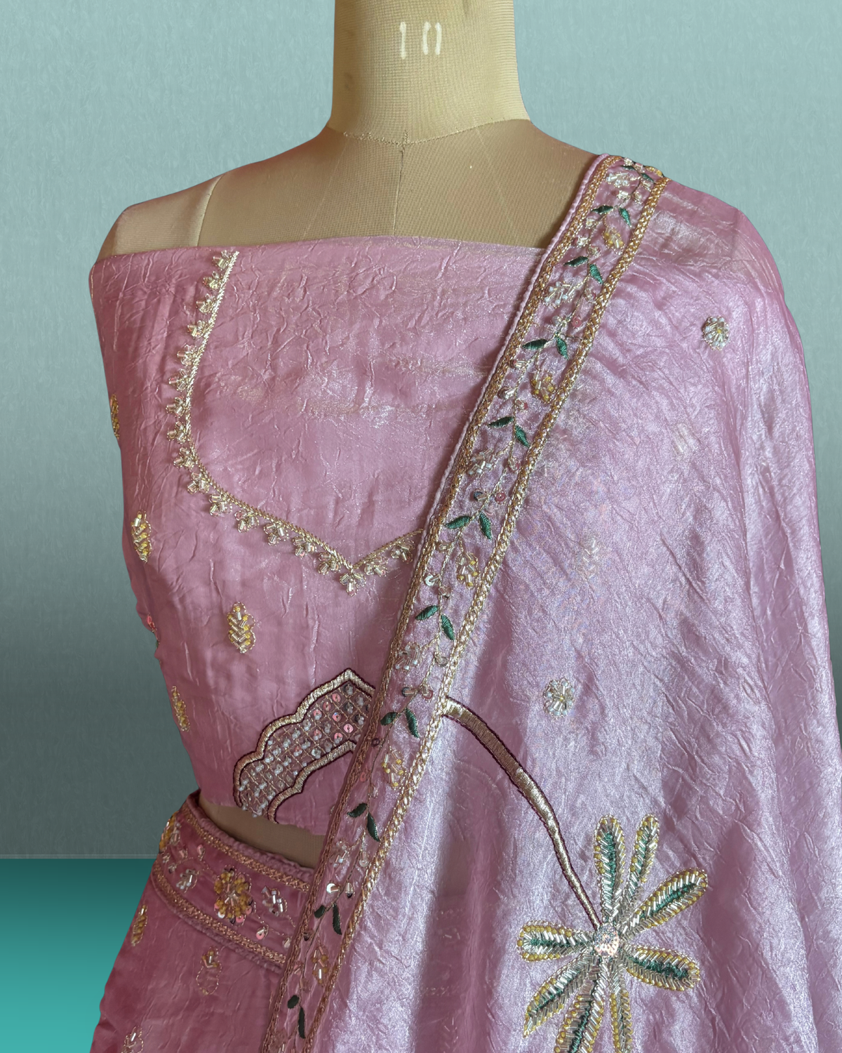 Jharokha Garden Lehenga