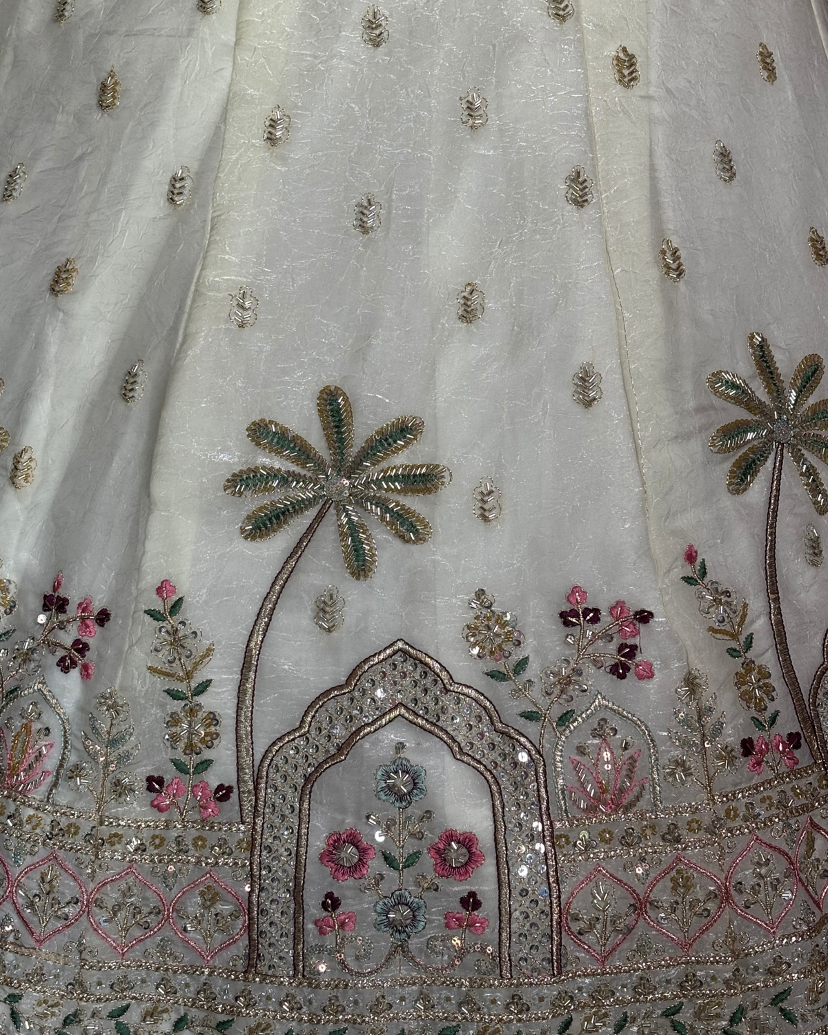Jharokha Garden Lehenga