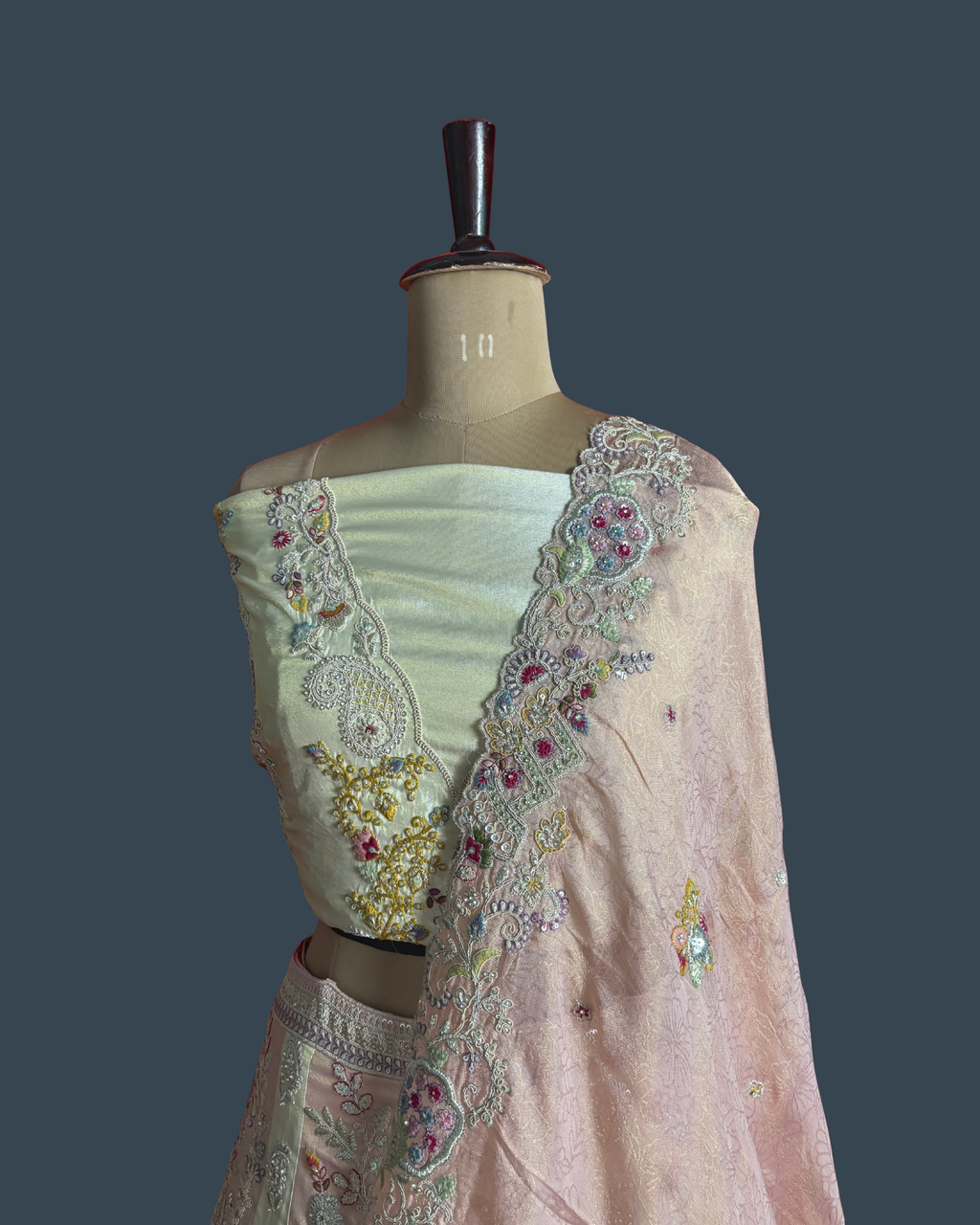 Dual Tone Floral Grace