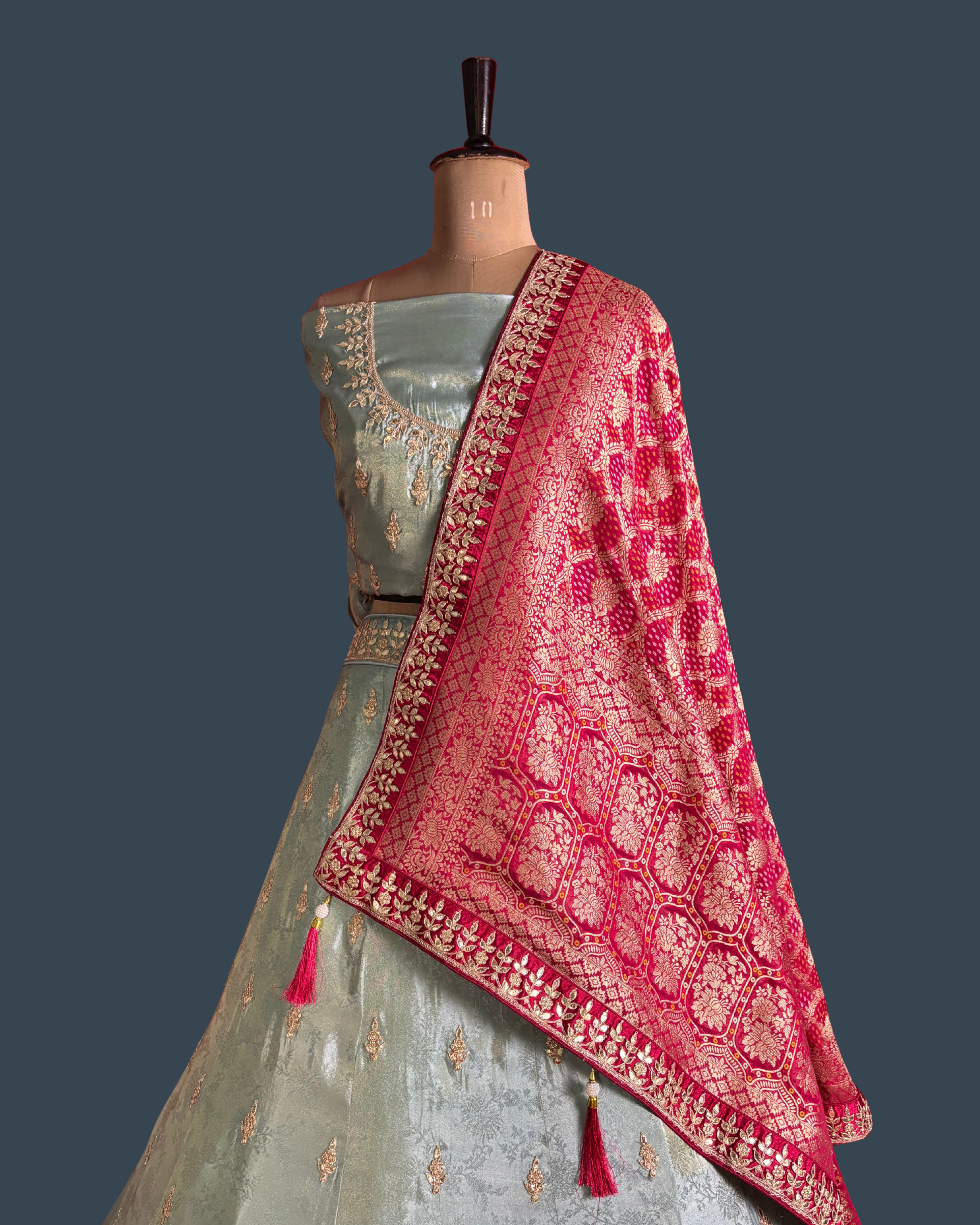 Regal Zari Medallion Silk