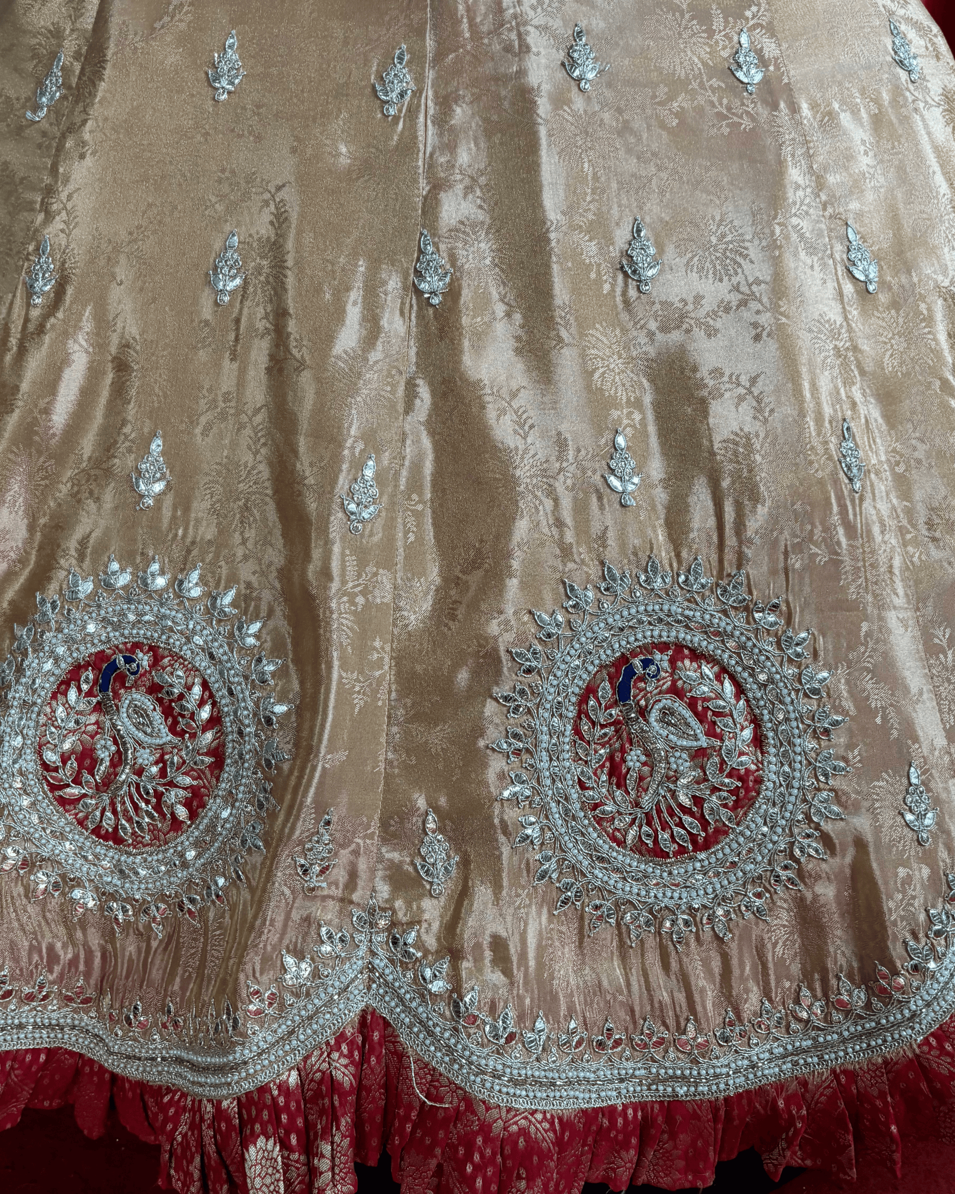 Regal Zari Medallion Silk